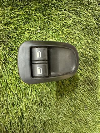CUADRO-CAJA RELE-MANDO-CAJARELE PEUGEOT 206 1.4HDI