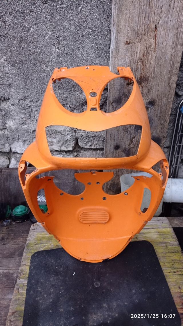 Ricambi Aprilia SR scudo riparazione