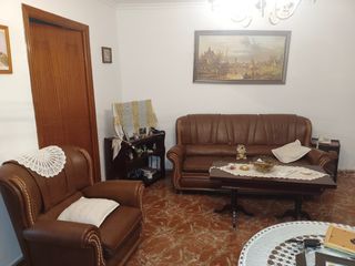 Se vende casa en Constantina