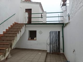 Se vende casa en Constantina