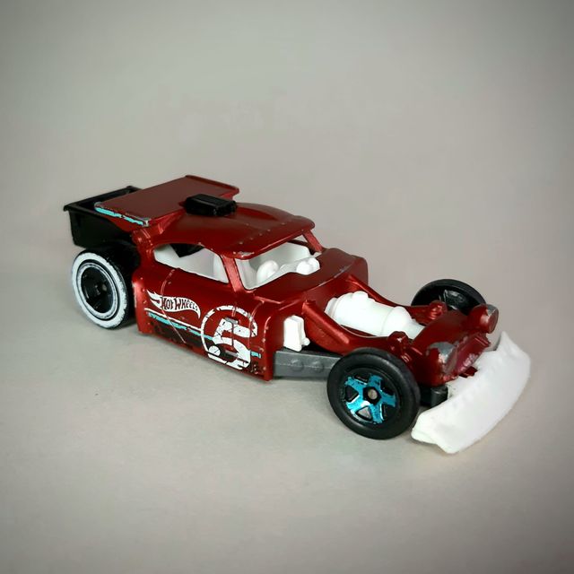 Mattel Hot Wheels Aristo Rat DTX10 1/64