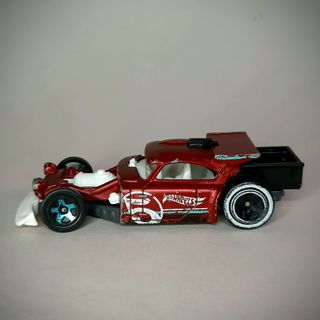 Mattel Hot Wheels Aristo Rat DTX10 1/64