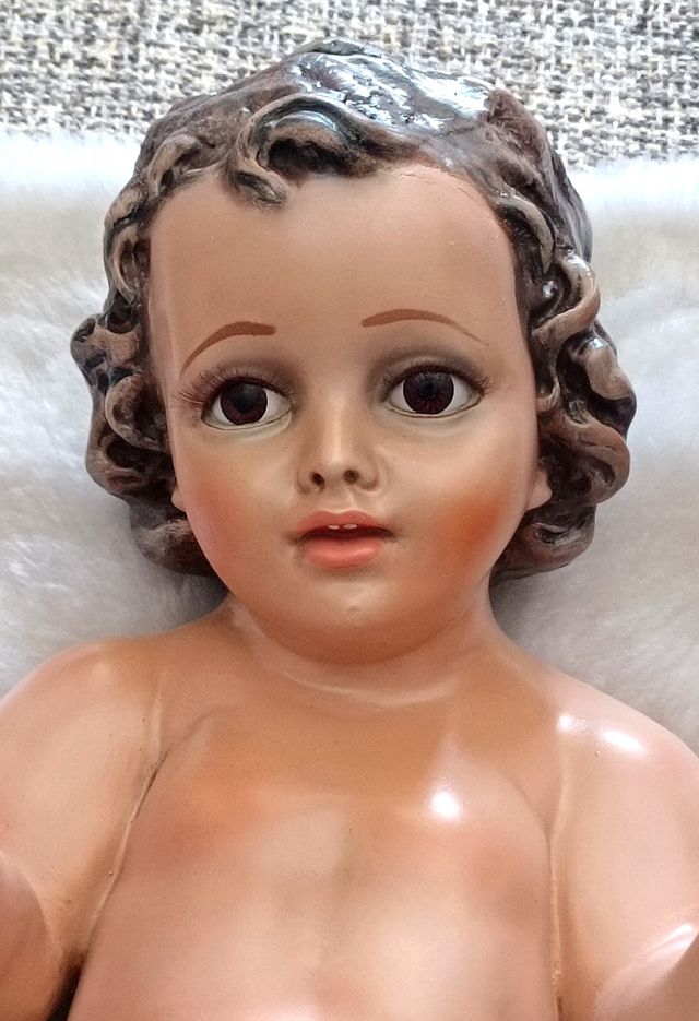 Gran figura de niño Jesús antiguo