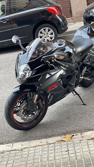 Suzuki Gsxr 750 K7