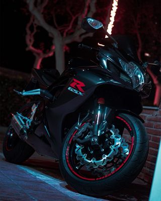 Suzuki Gsxr 750 K7