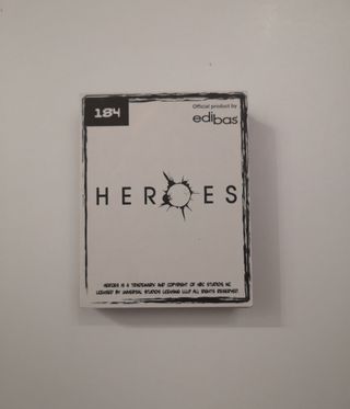 Album Heroes e figurine