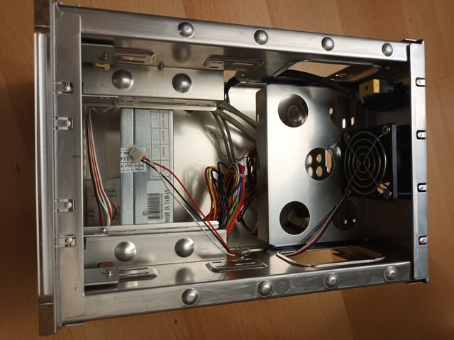 Mini torre placa micro ATX