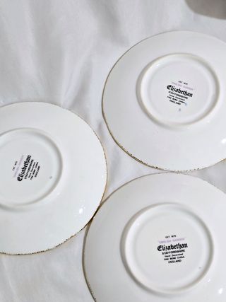 3 platos/ platillos de porcelana Inglesa bone chin