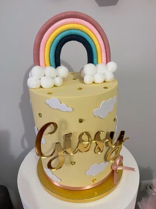 Torta finta arcobaleno
