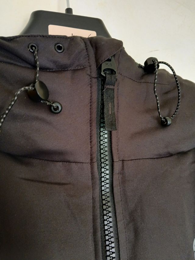 ABRIGO PULL and BEAR L