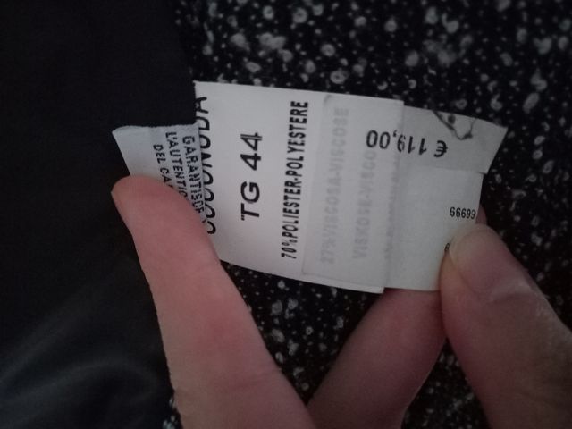 Giaccone coconuda grigio bottoni neri