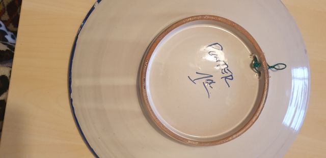 Plato artesania pintado a mano