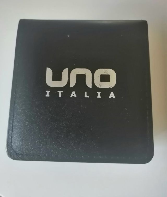 Caja reloj UNO