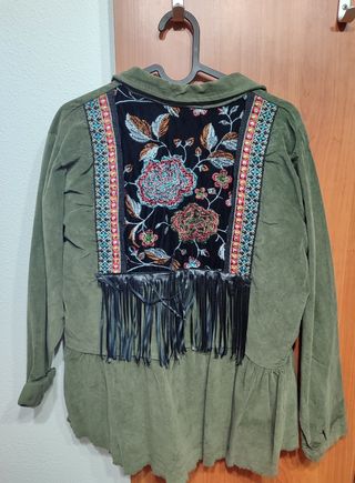 Sobrecamisa con flecos