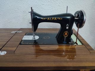 Maquina de coser alfa