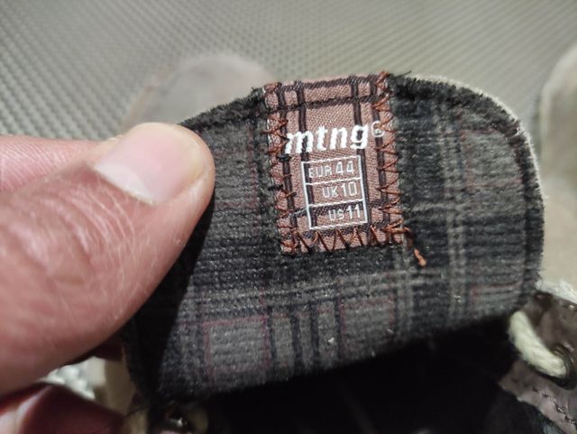 Botines Mustang tipo Kung-fu T44