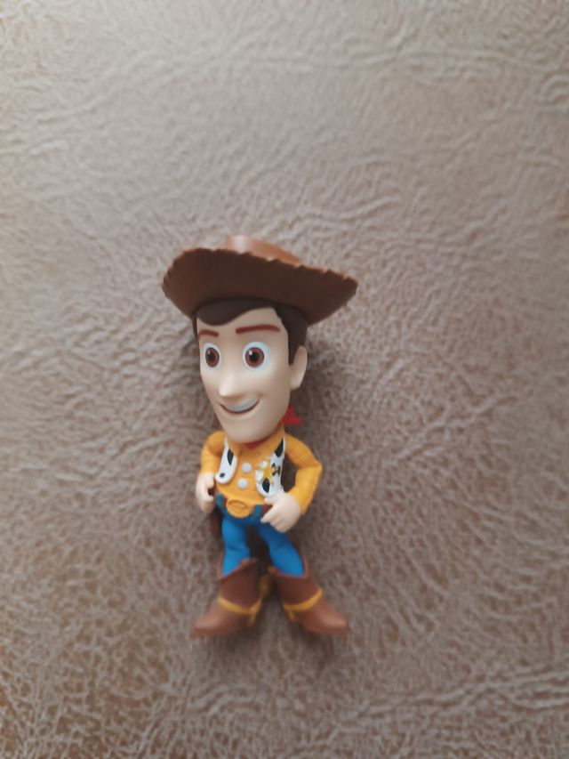 Figura Disney Cápsulas Surprise