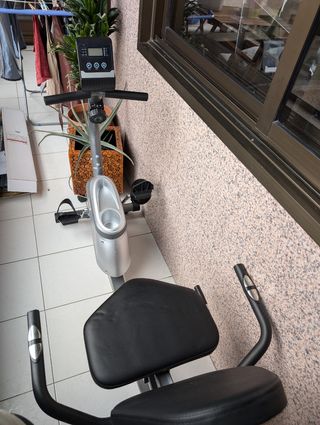 Bicicleta estática HOMCOM Gris