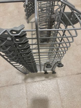 Cesta lavavajillas AEG