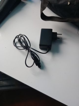 PATÍN ELÉCTRICO  VIENE CARGADA Y CON FUNDA 