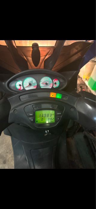 piaggio X9 125. /13.983 kilometros. sin itv
