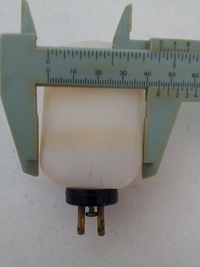 Depósito auxiliar para helicóptero rc