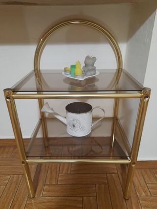 Tavolino in ottone dorato e vetro