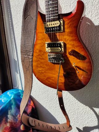 Guitarra PRS SE. 30th anniversary.Mas maleta.