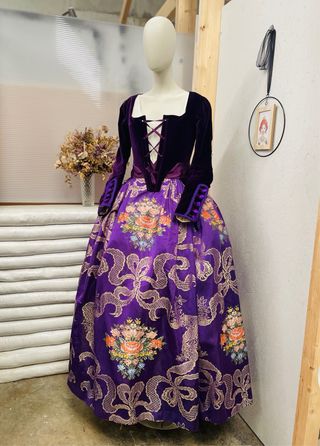 falda de fallera o alicantina morado nazareno