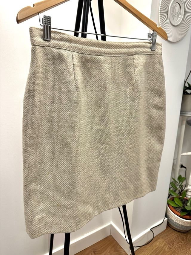 Set giacca e gonna beige