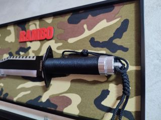 Supporto per coltelli Rambo II