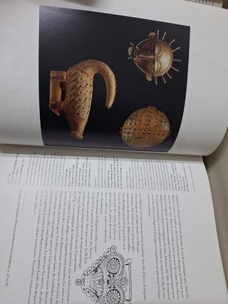 METALES PRECIOSOS EN EL ARTE AFRICANO