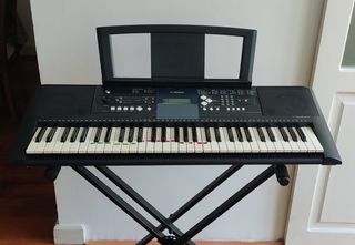 Teclado Yamaha PSR e333