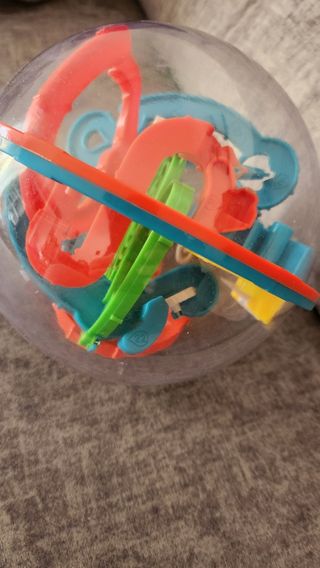 Juego bola laberinto 3D