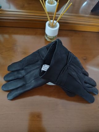 Guantes de Piel Negros