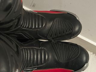 Traje de moto 2 piezas y botas 
