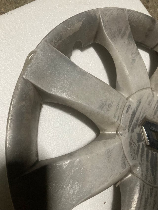 Tapacubo Renault Clio Megane Kangoo R15