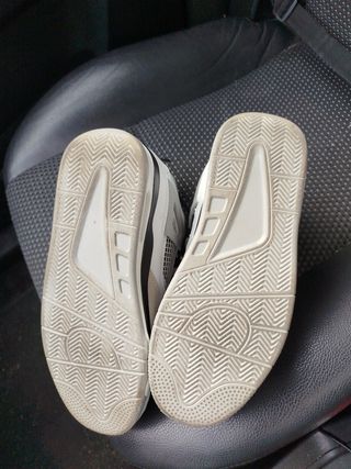 Zapatillas de paseo niño T38