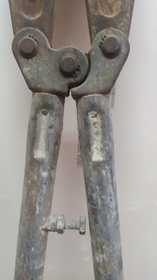 Tijera o cizalla marca ALBA