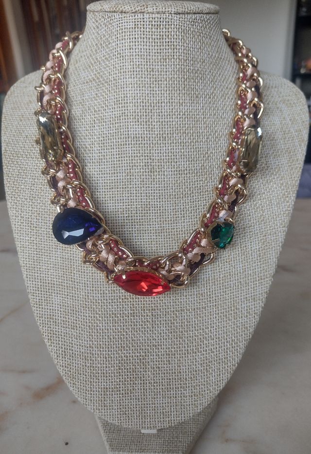 Collar piedras colores Zara