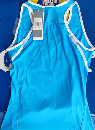 Top Adidas 