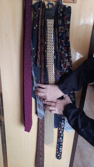 Vendo estas corbatas 