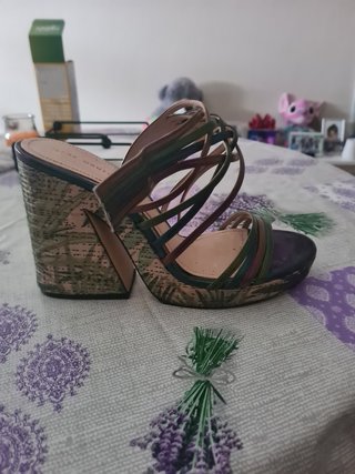 Zapatos zara