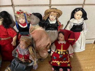 Muñecas de porcelana del mundo