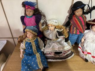 Muñecas de porcelana del mundo