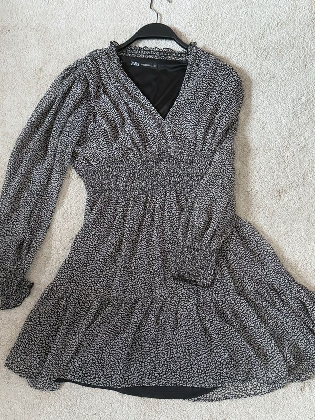 Vestido estampado Zara