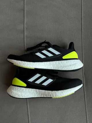Adidas pureboost 22
