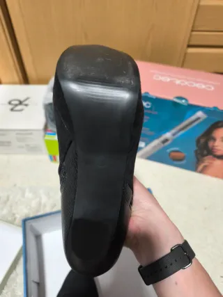 Botines Negros con Tacón Textura - MARYPAZ