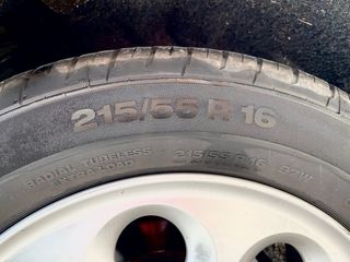 5 Llantas con neumáticos seminuevos Alfa Romeo