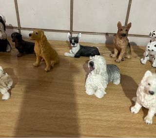 Coleccion de perros en miniatura